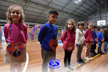 Homenagem aos pais dos alunos do Infantil 4
