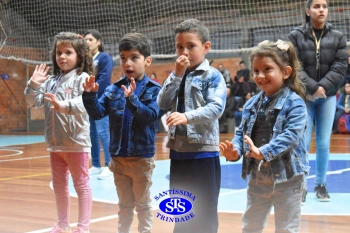 Homenagem aos pais dos alunos do Infantil 1, 2, 3 e 4