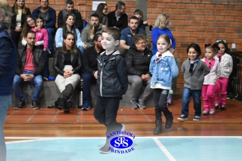 Homenagem aos pais dos alunos do Infantil 1, 2, 3 e 4
