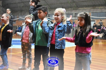 Homenagem aos pais dos alunos do Infantil 1, 2, 3 e 4