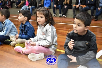 Homenagem aos pais dos alunos do Infantil 1, 2, 3 e 4
