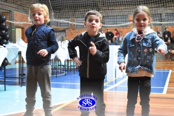Homenagem aos pais dos alunos do Infantil 1, 2, 3 e 4