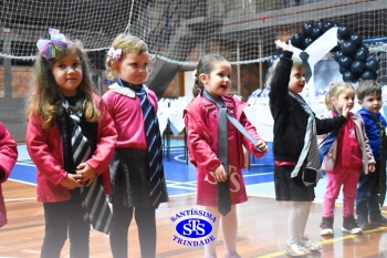 Homenagem aos pais dos alunos do Infantil 1, 2, 3 e 4