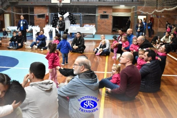 Homenagem aos pais dos alunos do Infantil 1, 2, 3 e 4