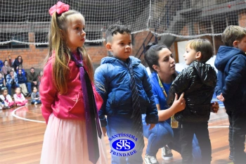 Homenagem aos pais dos alunos do Infantil 1, 2, 3 e 4