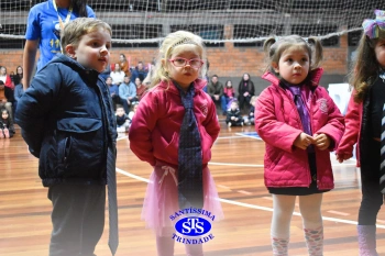 Homenagem aos pais dos alunos do Infantil 1, 2, 3 e 4