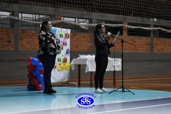 Homenagem aos pais dos alunos do Infantil 4