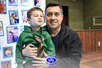Homenagem aos pais dos alunos do Infantil 1, 2, 3 e 4