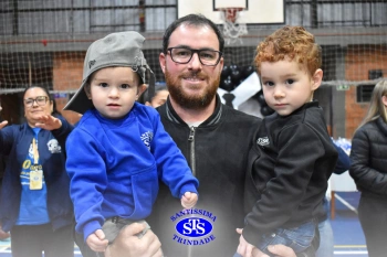 Homenagem aos pais dos alunos do Infantil 1, 2, 3 e 4