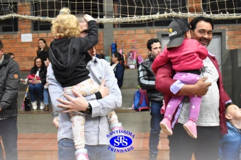 Homenagem aos pais dos alunos do Infantil 1, 2, 3 e 4