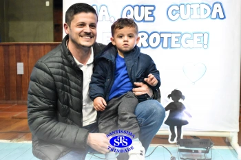 Homenagem aos pais dos alunos do Infantil 1, 2, 3 e 4