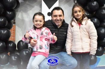 Homenagem aos pais dos alunos do Infantil 1, 2, 3 e 4