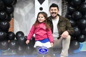 Homenagem aos pais dos alunos do Infantil 1, 2, 3 e 4