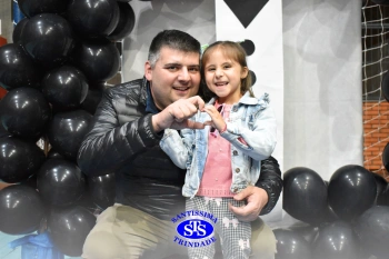 Homenagem aos pais dos alunos do Infantil 1, 2, 3 e 4