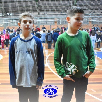 3º e 4º ano vivem momentos especiais ao lado dos pais durante homenagens no Colégio