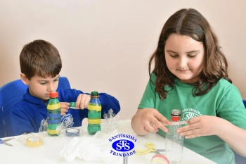 Alunos confeccionam ampulheta para cronometrar o tempo | 2º ano
