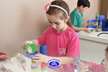 Alunos confeccionam ampulheta para cronometrar o tempo | 2º ano