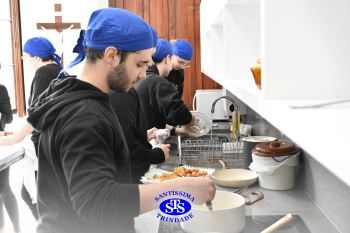 Alunos criam pratos a partir do reaproveitamento de alimentos | 3ª série E.M.