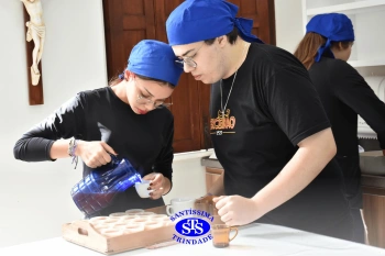Alunos criam pratos a partir do reaproveitamento de alimentos | 3ª série E.M.
