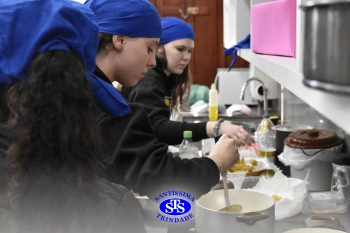 Alunos criam pratos a partir do reaproveitamento de alimentos | 3ª série E.M.