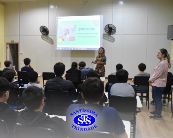 Oficina de Muralismo no 8º ano