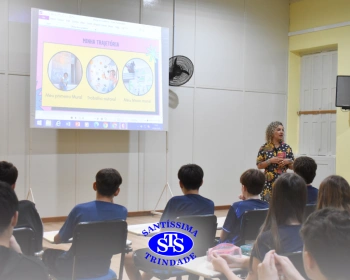 Oficina de Muralismo no 8º ano
