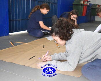 Oficina de Muralismo no 8º ano