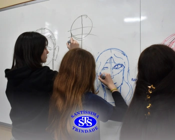 4º ano participa de Oficina de Desenho e cria telas