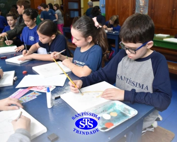 4º ano participa de Oficina de Desenho e cria telas
