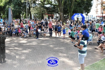 Comemoração dos 110 anos do Colégio no 2º Santíssimas Day 