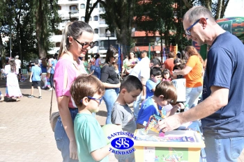 Comemoração dos 110 anos do Colégio no 2º Santíssimas Day 