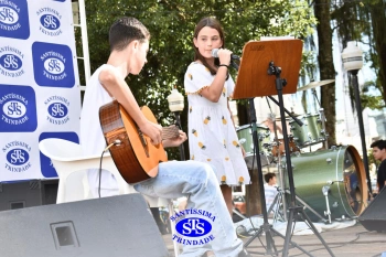 Comemoração dos 110 anos do Colégio no 2º Santíssimas Day 