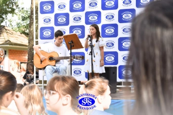 Comemoração dos 110 anos do Colégio no 2º Santíssimas Day 
