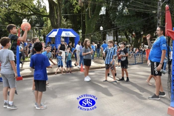 Comemoração dos 110 anos do Colégio no 2º Santíssimas Day 