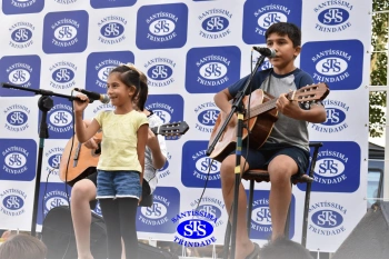 Comemoração dos 110 anos do Colégio no 2º Santíssimas Day 