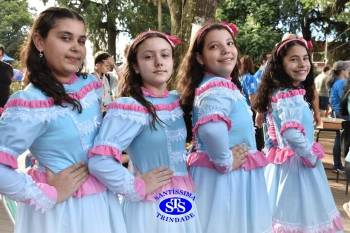 Comemoração dos 110 anos do Colégio no 2º Santíssimas Day 