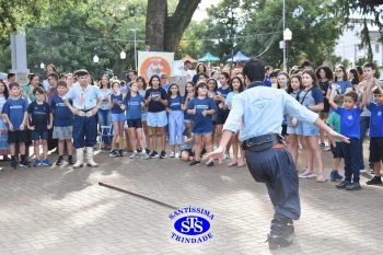 Comemoração dos 110 anos do Colégio no 2º Santíssimas Day 