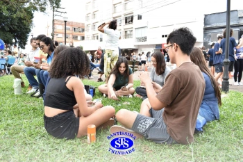 Comemoração dos 110 anos do Colégio no 2º Santíssimas Day 