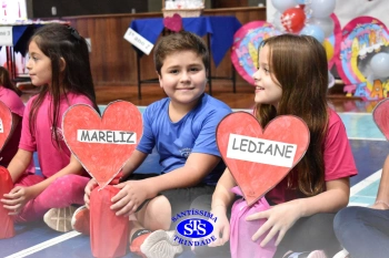 Homenagens às mães | 1º ano e 3º ano