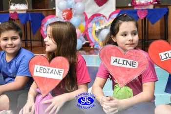 Homenagens às mães | 1º ano e 3º ano