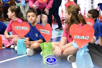 Homenagens às mães | 1º ano e 3º ano
