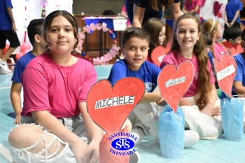 Homenagens às mães | 1º ano e 3º ano