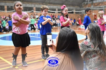 Homenagens às mães | 1º ano e 3º ano
