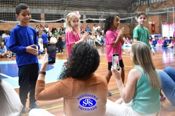 Homenagens às mães | 1º ano e 3º ano
