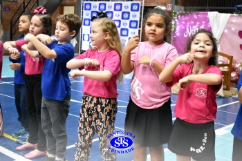 Homenagens às mães | 1º ano e 3º ano