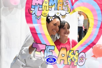 Homenagens às mães | 1º ano e 3º ano