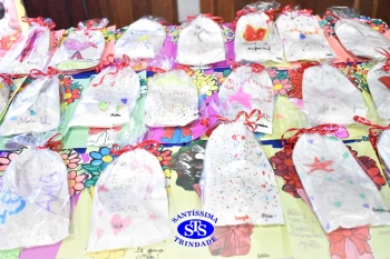 Homenagens às mães | 1º ano e 3º ano