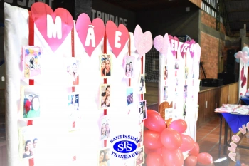 Homenagens às mães | 1º ano e 3º ano
