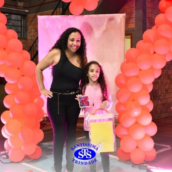 Conexão entre mães e filhos fica evidente nas homenagens do 3º e 4º anos