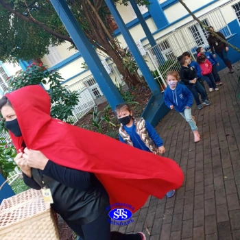 Infantil 4: Chapeuzinho Vermelho